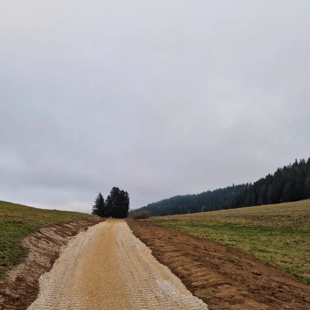 Remise en état d'un chemin — Etienne Terrassement